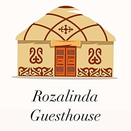 Rozalinda Guesthouse Naryn Exterior photo